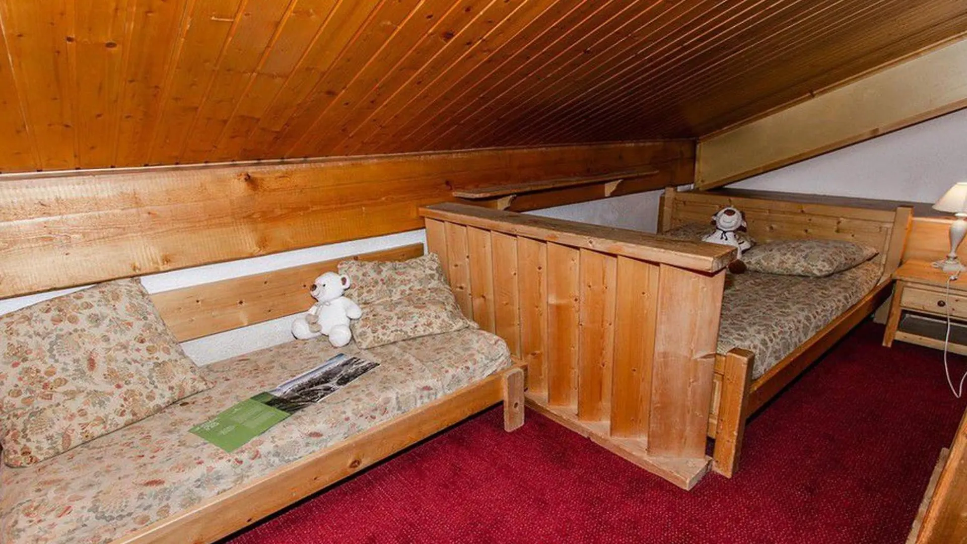 Apartment **Confortable Appartement 2 Pieces En Plein Centre, A 5 Min Des Pistes, Balcon Sud, 4 Pers.** - Fr-1-518-7 Val-d'Isere France