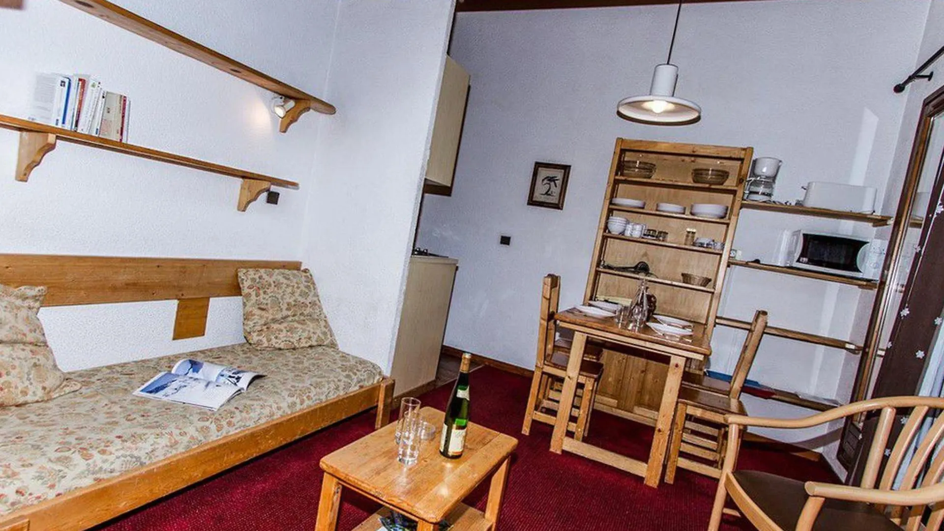 Apartment **Confortable Appartement 2 Pieces En Plein Centre, A 5 Min Des Pistes, Balcon Sud, 4 Pers.** - Fr-1-518-7 Val-d'Isere